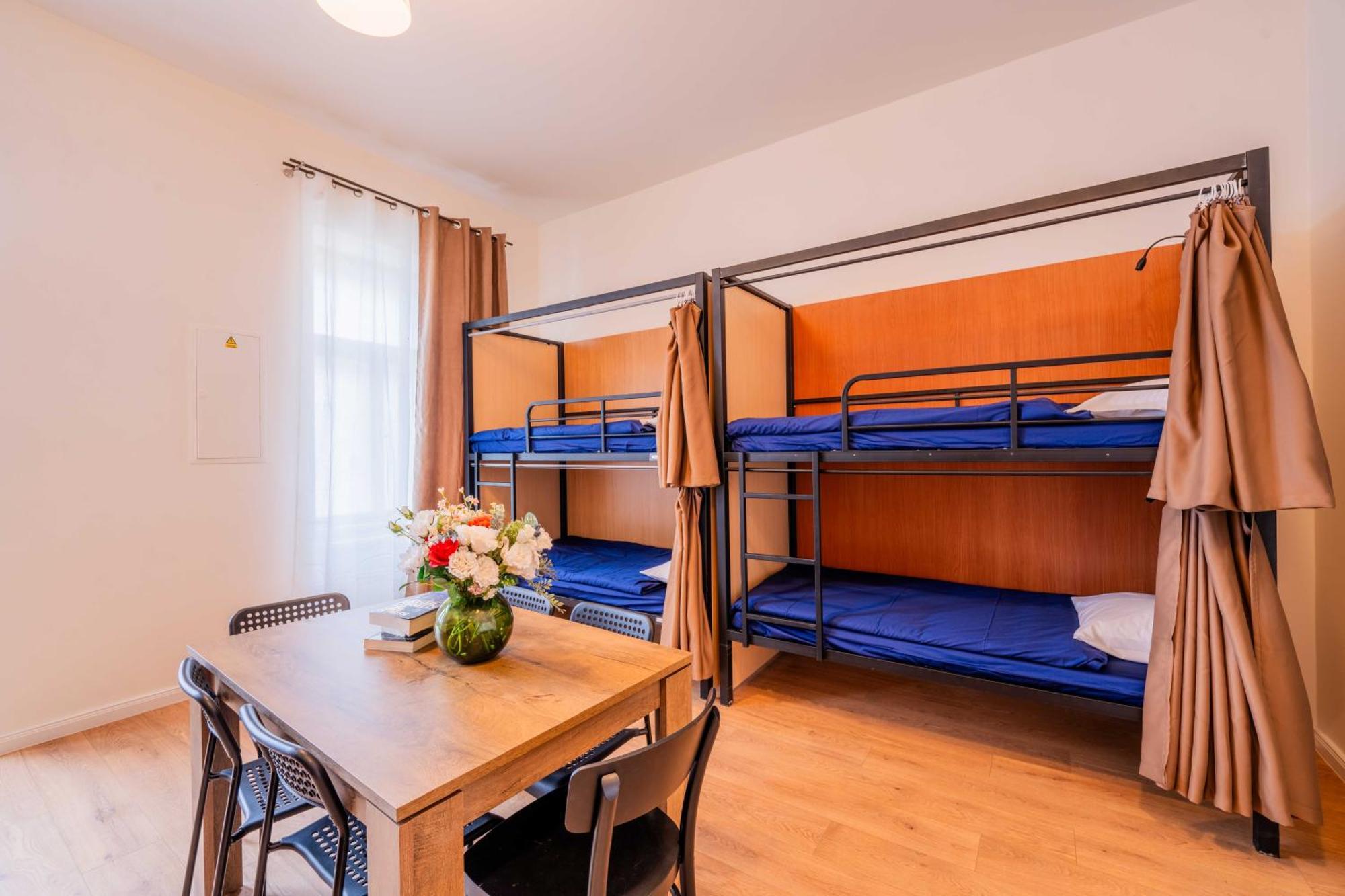Prague Retreat Boutique Hostel Ngoại thất bức ảnh
